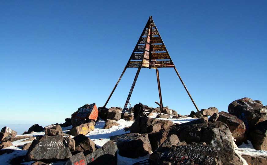 mount toubkal summit trek